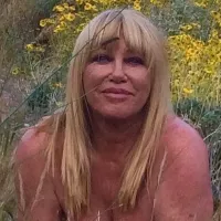 Suzanne Somers shares nude photo for 73rd birthday