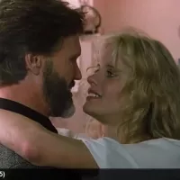 Lori zangeres Pamela Grey topless erotische filmscènes