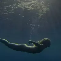 Beautiful Video: Woman Swims Naked Year-Round In Snowdonias Cold Mountain Lakes