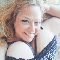 bustybbwbritfree OnlyFans