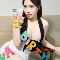 Pure Media Vol.237: Hani