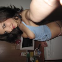 Hot teen amateurs performing live nude sex shows