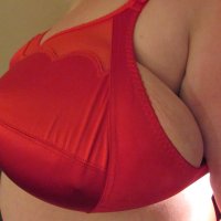 Elomi Takes Care Of My Huge Boobs