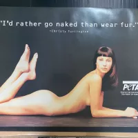 Christy Turlington naakt PETA sexy supermodel originele vintage poster