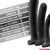 Blush Temptasia Twist Dildo