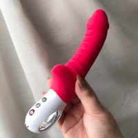 How to Cum with a Dildo: The Path to Explosive Orgasms