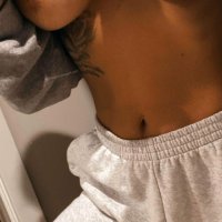 Zahra Schreiber Nude And Sexy Photos Collection
