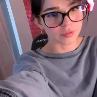 Nerdy Geek Girl PAWG Creaming Squirting All Over Herself