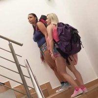 Bunk bed threesome Porno Videos