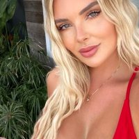 Top 5 OnlyFans Babes You Need to Follow NOW!