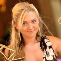 Blonde hottie Alison Angel flashing upskirt Pussy