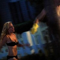 Naked Kelly Stables in Two and a Half Men ANCENSORED