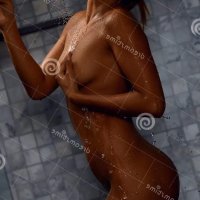 Garota Asitica Sexy Nua Com Corpo Perfeito Tomando Banho Imagem de Stock