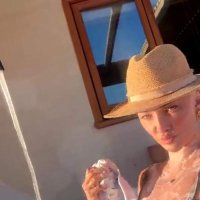Others – Lindsey pelas image 10