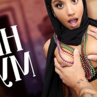 Hijab Stepmom Is Not Too Wild So Showing Stepson Forbidden Parts Of Her Body Feels Crazy Taboo