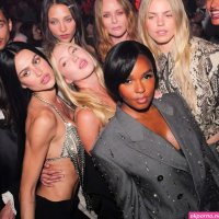 Celebrity – Amelia Hamlin image 6