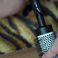 SEXY HAIR BRUSH MASTURBATION