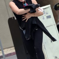 Celebrity – Hilary Duff - Page 2 image 18