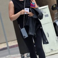 Celebrity – Hilary Duff - Page 2 image 20