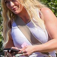 Celebrity – Hilary Duff - Page 5 image 58