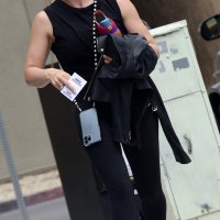 Celebrity – Hilary Duff image 10