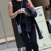 Celebrity – Hilary Duff image 11