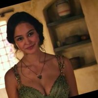 Courtney Eaton Cleavage