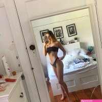 Instagram – Tenielle Burgess / tenielleburgess image 3