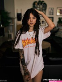 allieanonymous nude onlyfans leaks