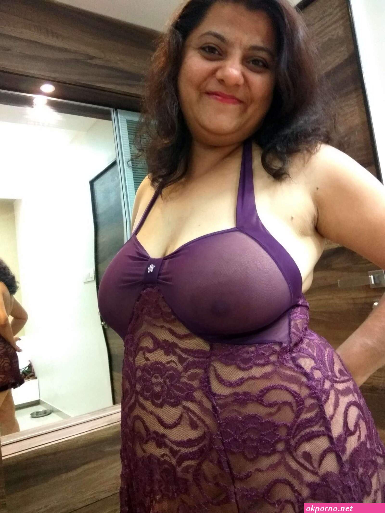 Big ass nude night dress india
