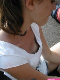 mom downblouse nipples