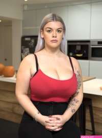 huge natural boobs