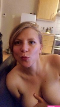 r cuckold