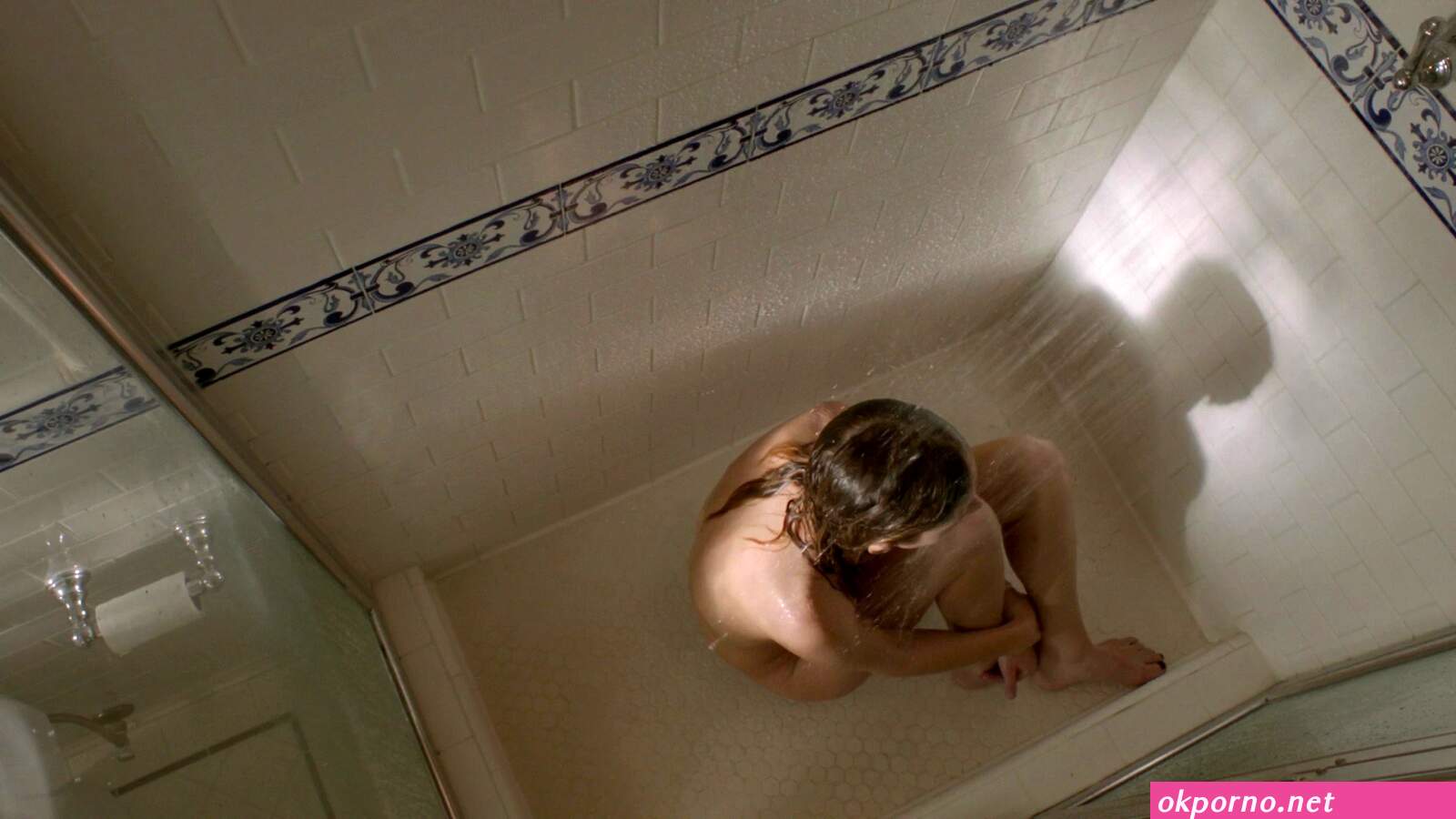 Britt robertson naked