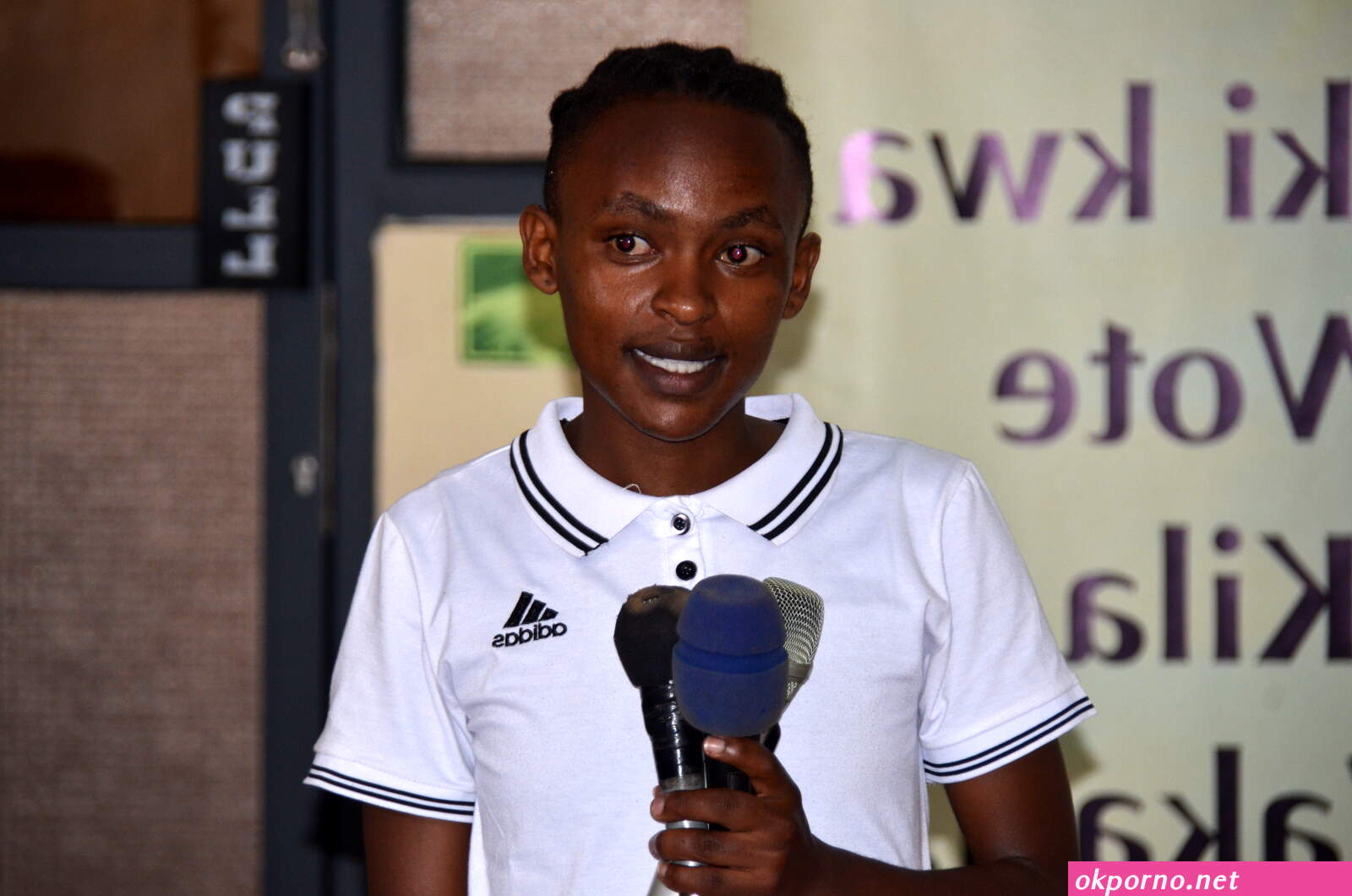 Requesting for images of ladies unclothed at public kiambu