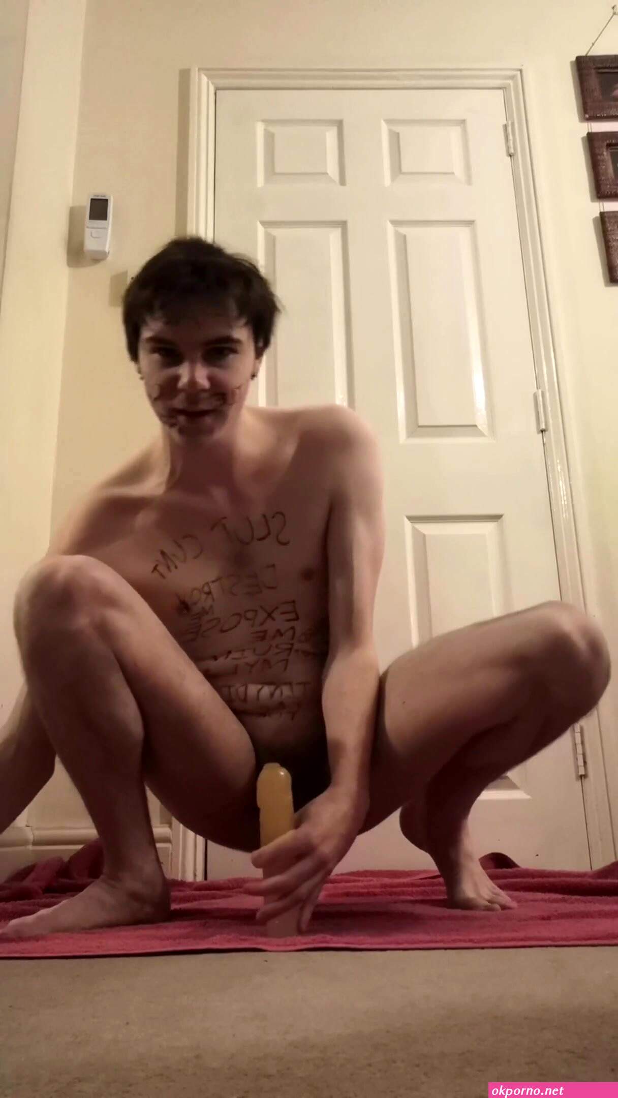 Slut self expose
