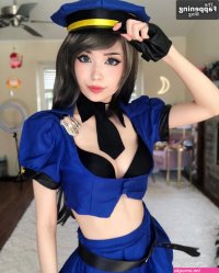 Emiru Sexy