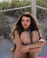 RocketCelebs on X: Leslie Grace