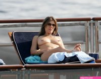 Elizabeth hurley naked