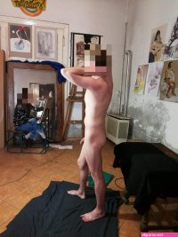 Posing nude for life drawing art class by Artmodelboy on DeviantArt