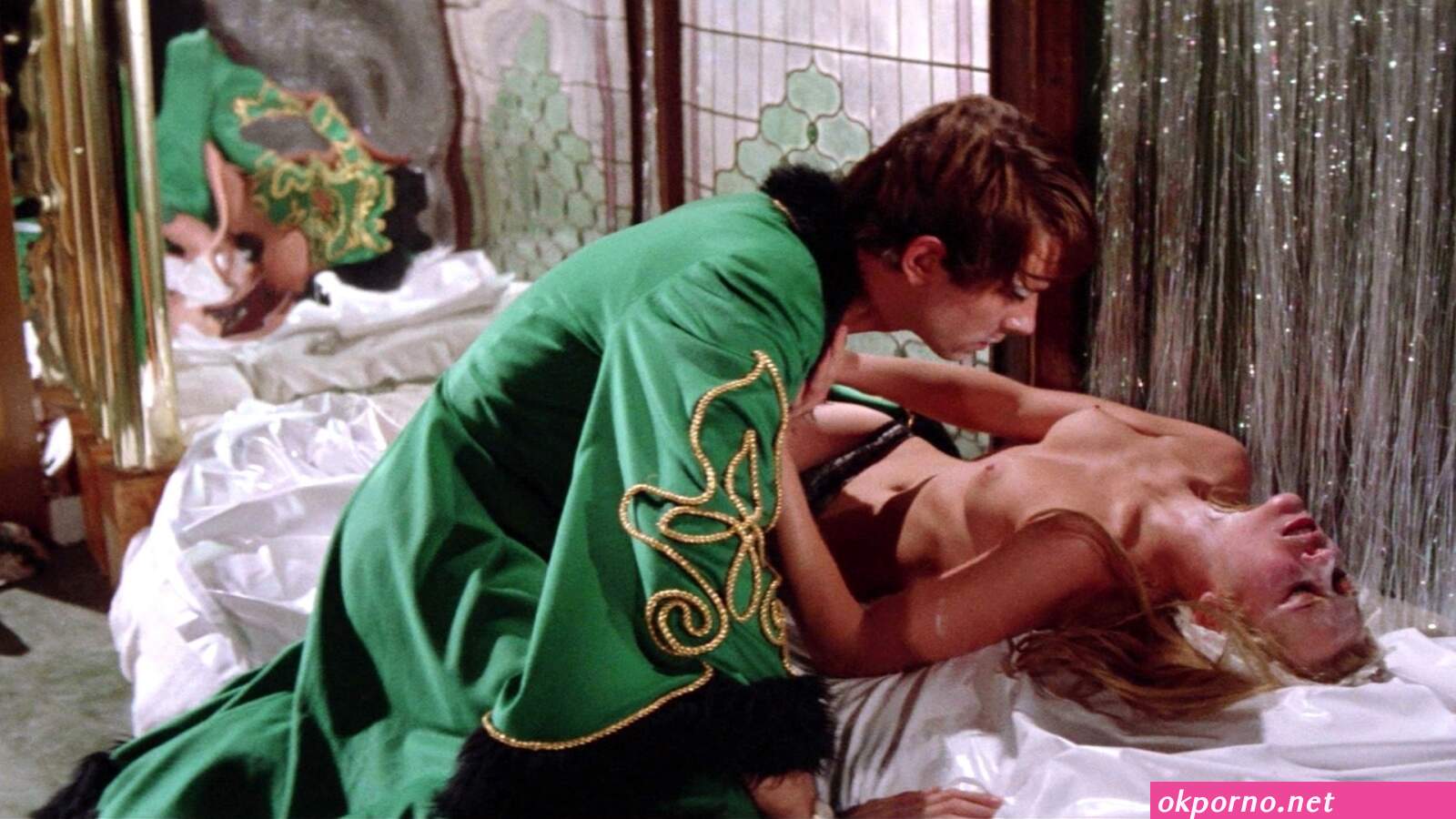 Jane Fonda Nude Pics Scenes and Sex Tape