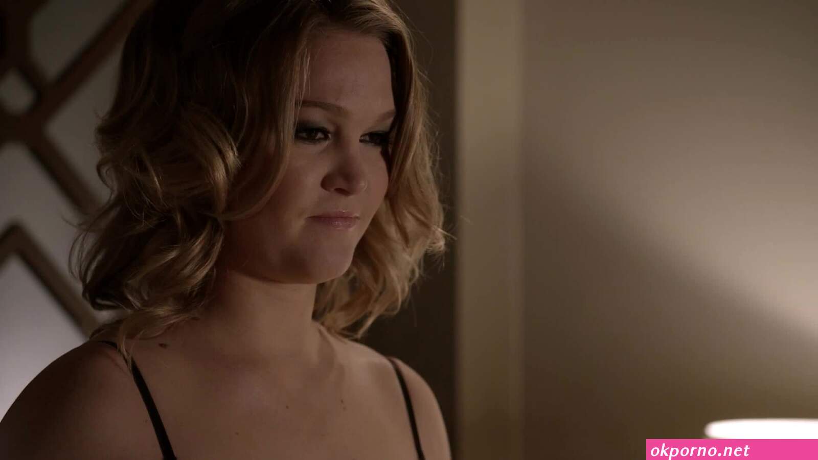 Julia Stiles Nude Sexy