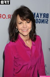 Sally Field Nude Sexy Collection