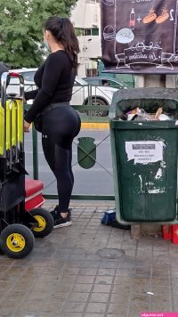 BUBBLE BUTT LATINA