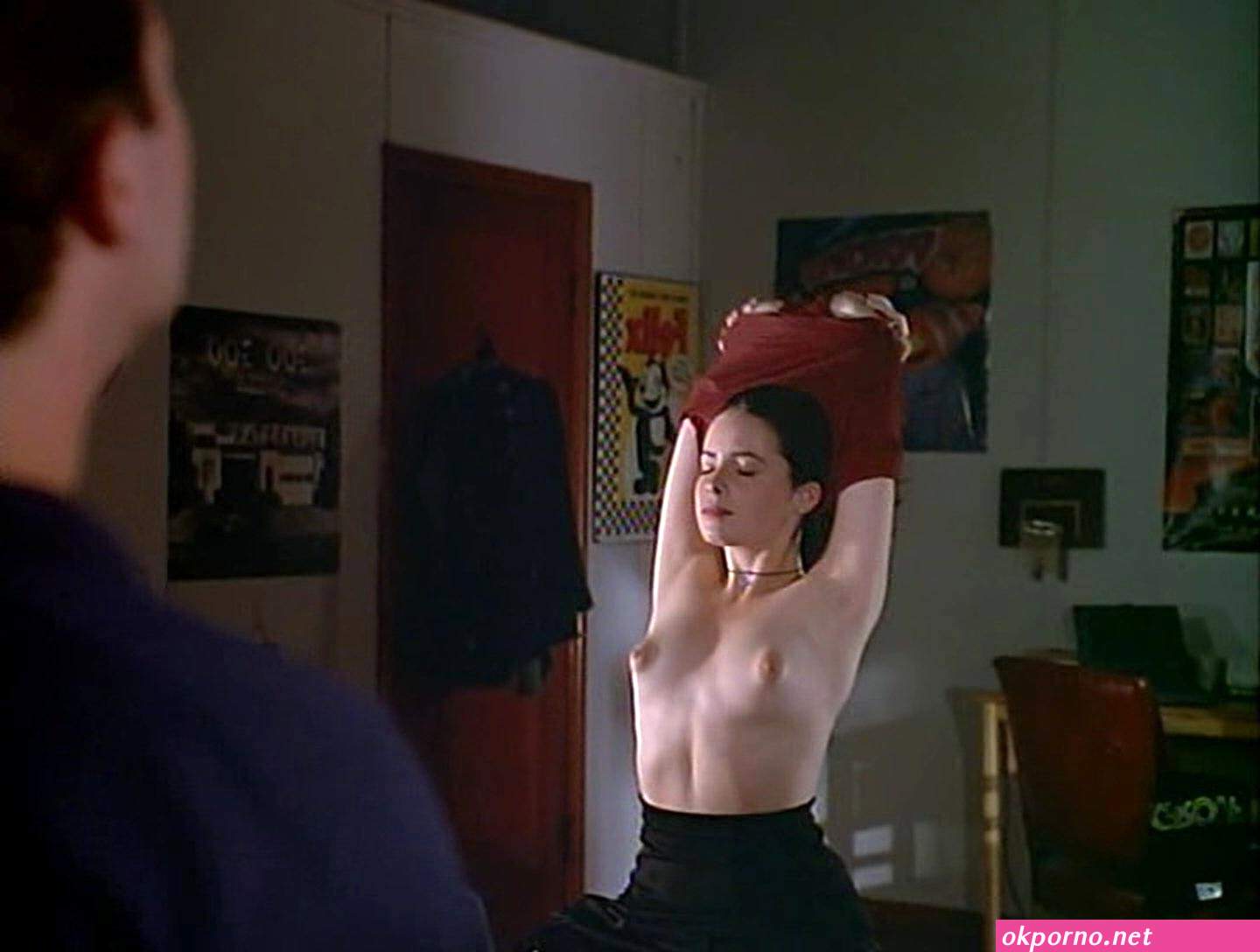 Holly marie combs nude