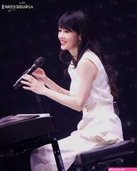 VIVIAN CHOW Nude