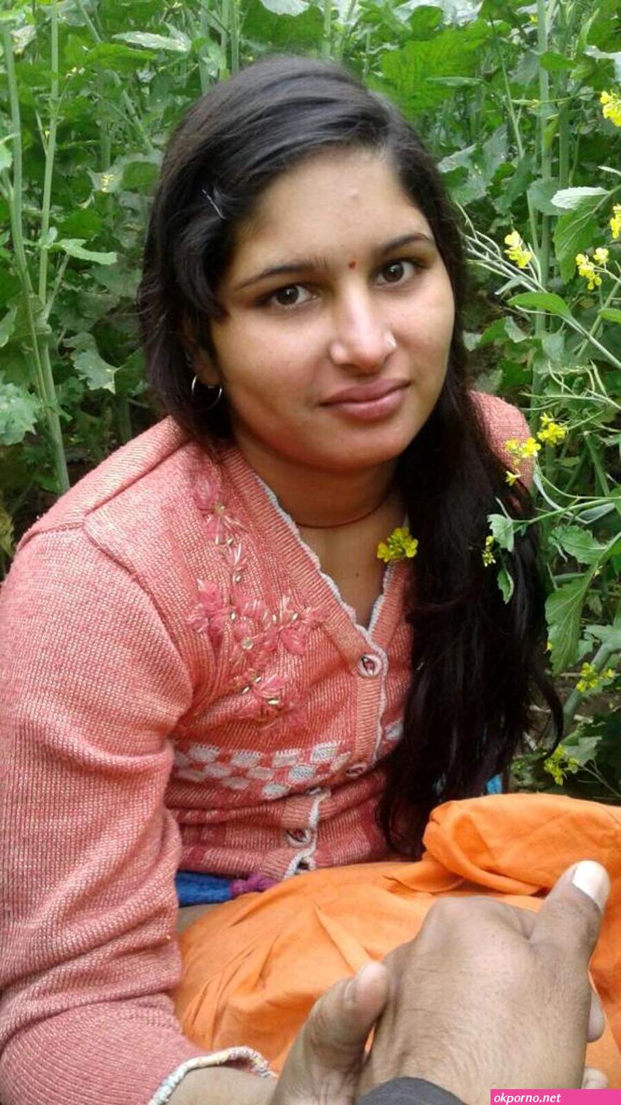 Desi girl outdoor nude