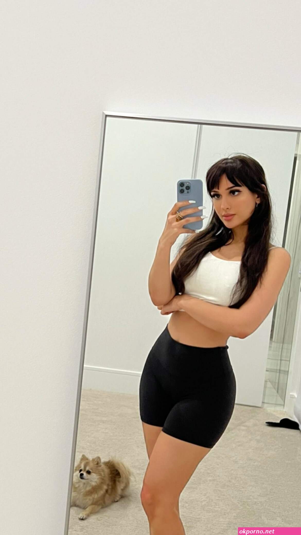 Sssniperwolf feet