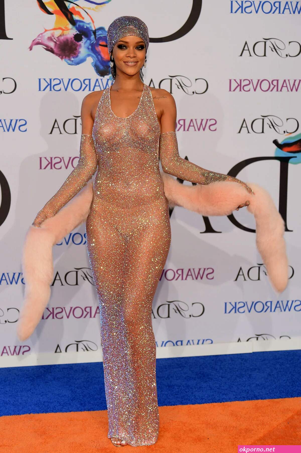 Rihanna nude