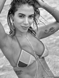 Anitta posa de lingerie: Bom dia férias Diverso O Dia